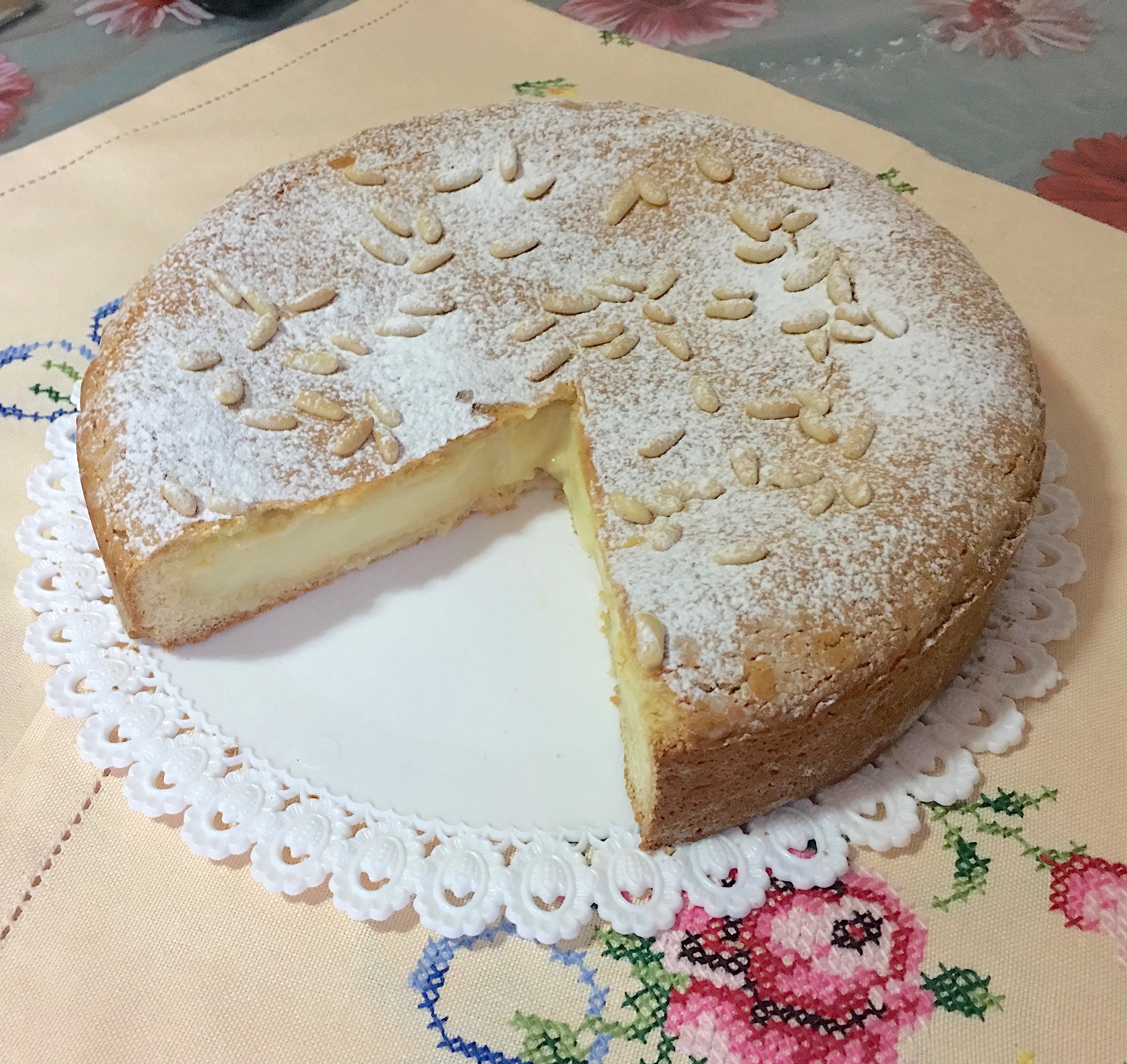 Torta Della Nonna Con Crema Densa Una Pigra In Cucina